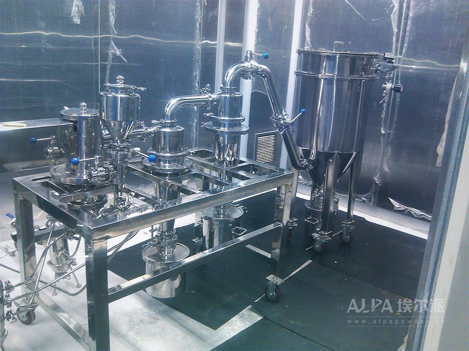 實(shí)驗(yàn)室三合一<a href=http://m.capsulegrandcru.com/chanpin/27.html target=_blank class=infotextkey>氣流粉碎機(jī)</a>