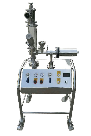 實驗室中小型<a href=http://m.capsulegrandcru.com/chanpin/27.html target=_blank class=infotextkey>氣流粉碎機</a>